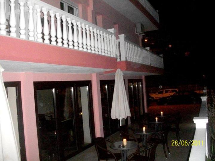 Hotel Louiza Paralía Extérieur photo