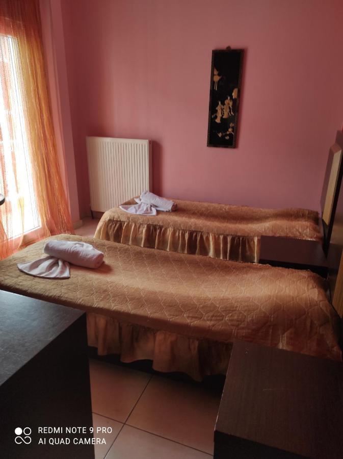 Hotel Louiza Paralía Chambre photo
